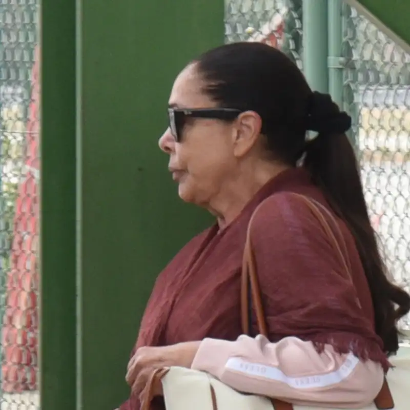 Isabel Pantoja se hace a un lado: su estrategia para no ver a sus hijos Kiko Rivera e Isa pese a estar todos en Canarias