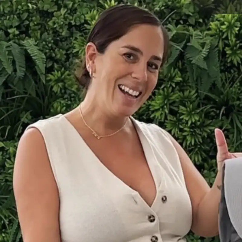 Anabel Pantoja revela el motivo por el que ha ganado peso tras el nacimiento de su hija y confiesa cuál es su talla actual
