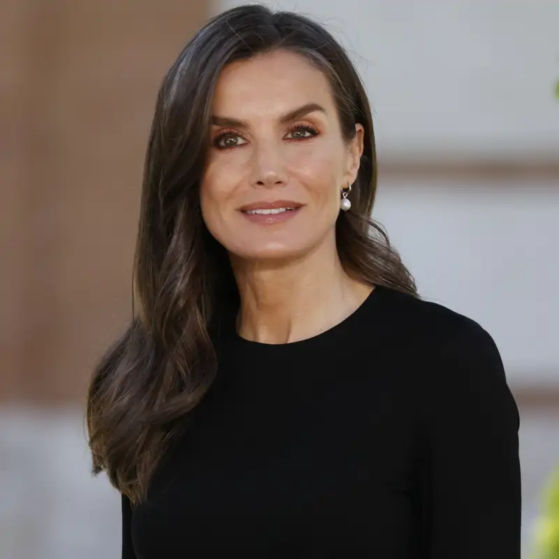 Los regalos más peculiares que ha recibido la reina Letizia: un abrigo, cubertería, joyas y uno muy especial en Dinamarca