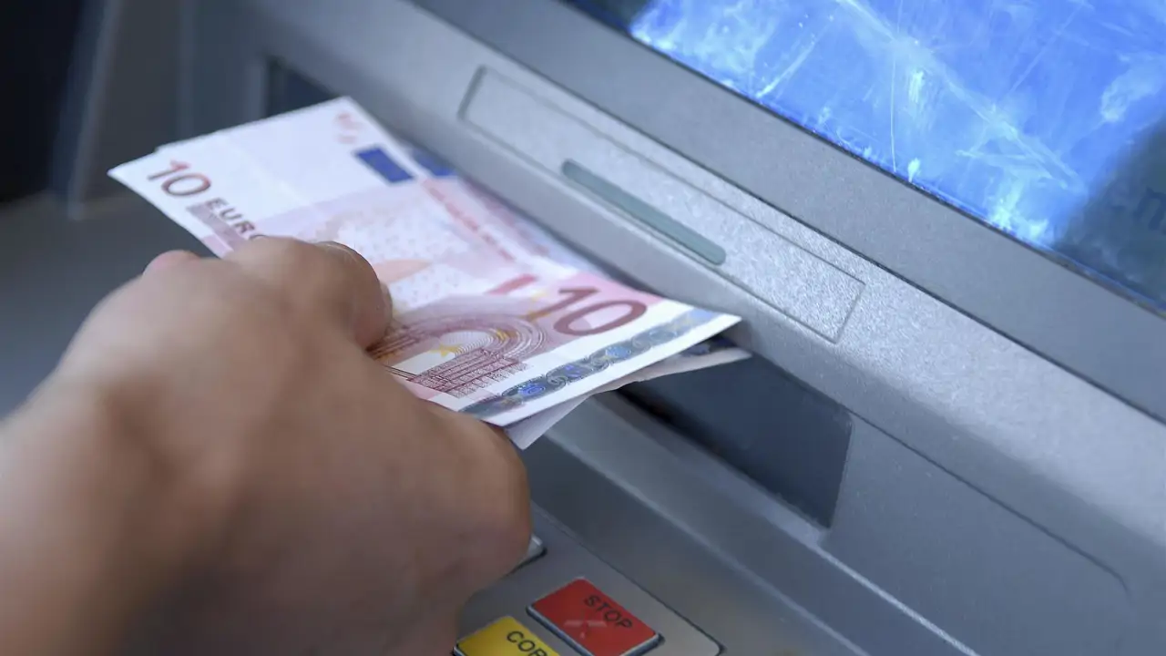 Confirmado: sacar dinero en el cajero ya no va a ser lo mismo a partir de este sábado 28 de junio